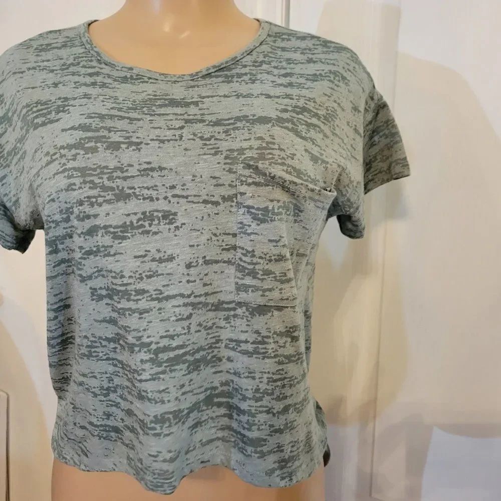 BRAND NEW LIVING DOLL CROP TOPS - Picture 2 of 11
